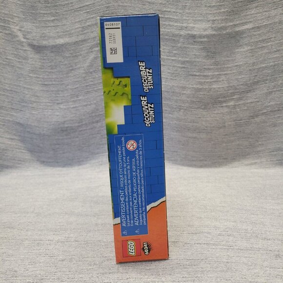 LEGO 60341- City Stuntz the Knockdown Stunt Challenge - Picture 6 of 6